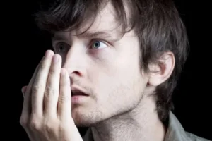 علاج رائحة الفم الكريهة