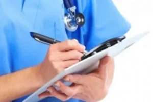 الشرخ الشرجي أسبابه وعلاجه