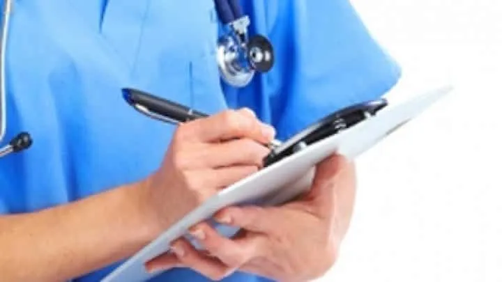 الشرخ الشرجي أسبابه وعلاجه