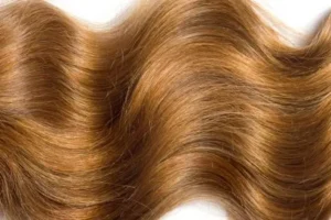 5 وصفات طبيعية لترطيب الشعر المصبوغ