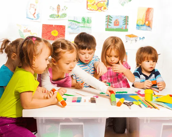 تكوين صداقات