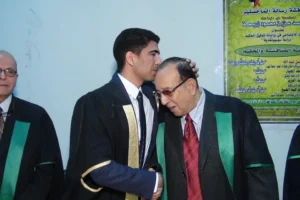 تكريم معلم متقاعد