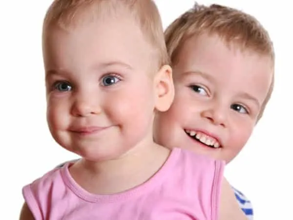 كيف تصبح الأم صديقة لأولادها