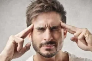 الصداع اسبابه اسهل الطرق لعلاجه