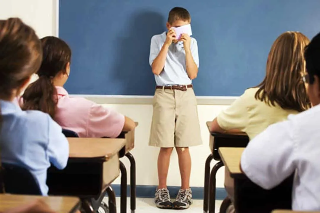 كيف تتخلص من الخجل امام الناس